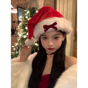 Red Bow Christmas Hat